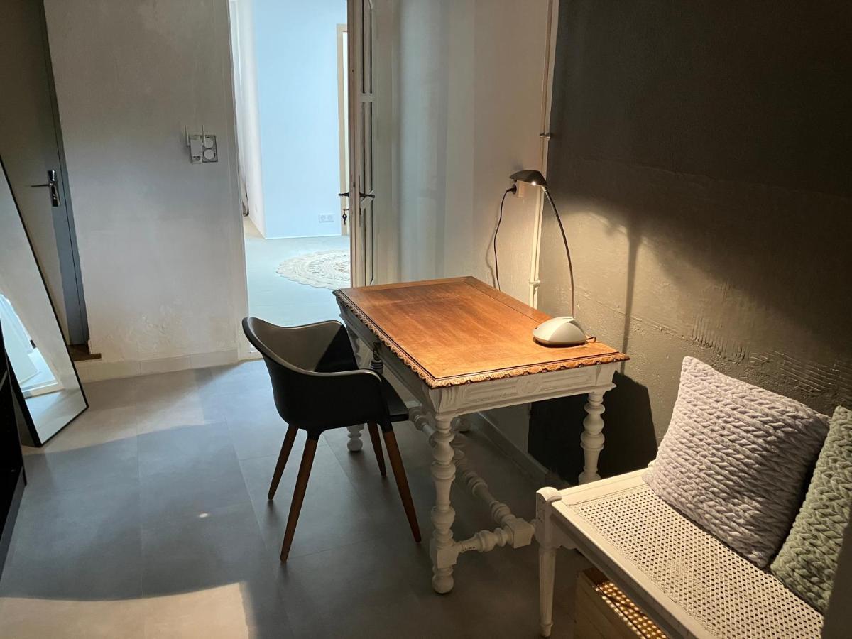 La Tour-dʼAigues Chambre Avec Petit-Dejeuner En Provence Luberon מראה חיצוני תמונה